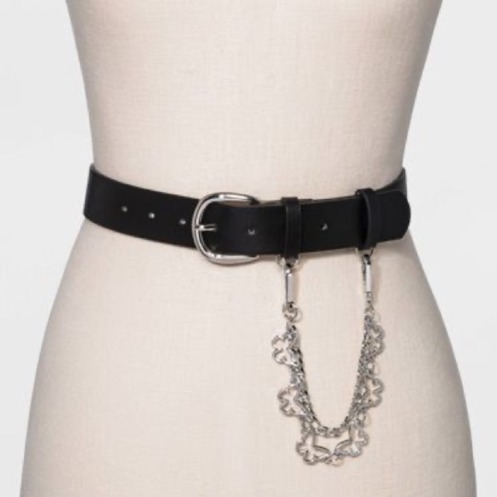 WILD Fable Black Butterfly Chain Belt